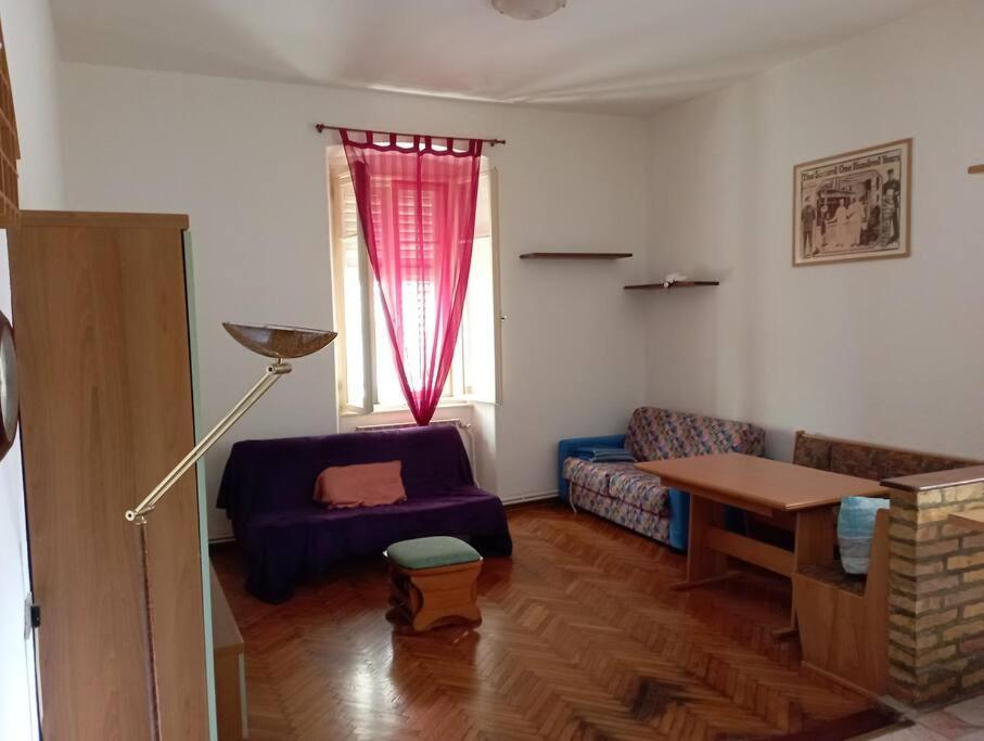 Appartamento In Centro Storico Trieste Exterior photo